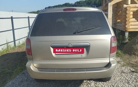 Chrysler Town & Country IV, 2003 год, 800 000 рублей, 6 фотография