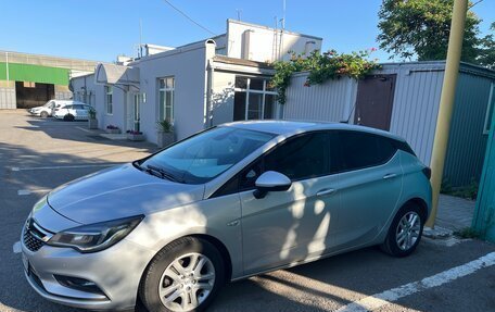 Opel Astra K, 2018 год, 1 350 000 рублей, 7 фотография