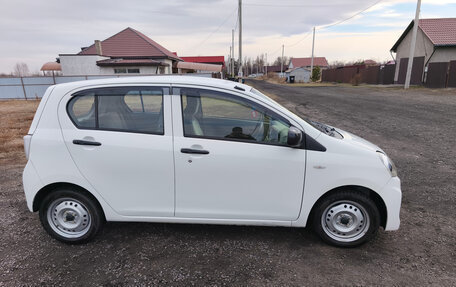 Daihatsu Mira e:S I рестайлинг, 2017 год, 550 000 рублей, 3 фотография