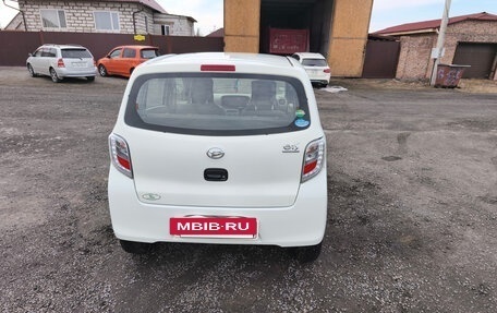 Daihatsu Mira e:S I рестайлинг, 2017 год, 550 000 рублей, 4 фотография