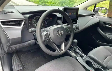 Toyota Corolla, 2022 год, 1 044 000 рублей, 10 фотография