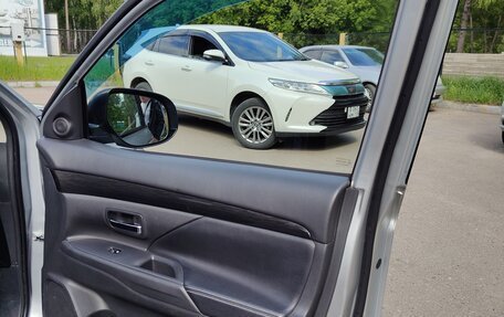 Mitsubishi Outlander III рестайлинг 3, 2018 год, 2 410 000 рублей, 13 фотография