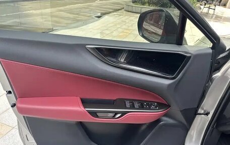 Lexus NX, 2025 год, 6 100 000 рублей, 10 фотография