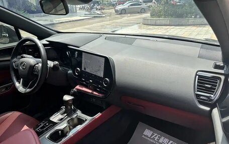 Lexus NX, 2025 год, 6 100 000 рублей, 15 фотография