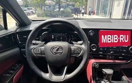 Lexus NX, 2025 год, 6 100 000 рублей, 14 фотография