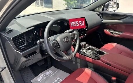 Lexus NX, 2025 год, 6 100 000 рублей, 12 фотография