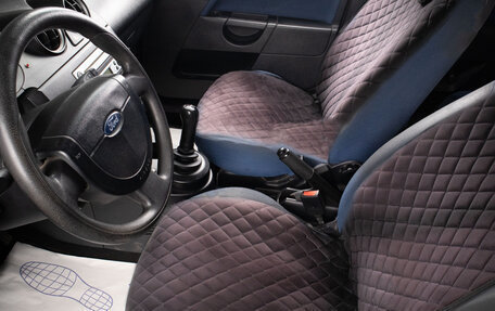 Ford Fiesta, 2005 год, 249 000 рублей, 13 фотография