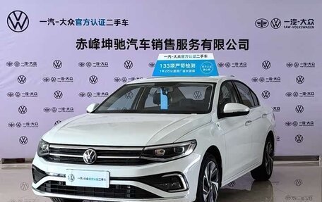 Volkswagen Bora, 2022 год, 1 020 000 рублей, 1 фотография