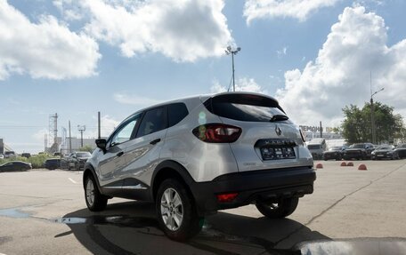 Renault Kaptur I рестайлинг, 2017 год, 1 230 000 рублей, 5 фотография