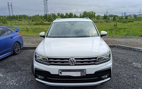 Volkswagen Tiguan II, 2019 год, 3 650 000 рублей, 2 фотография