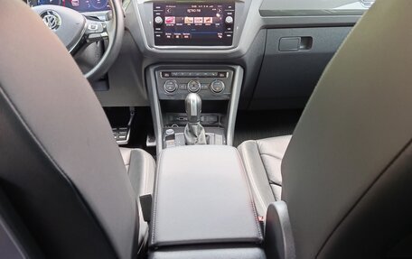 Volkswagen Tiguan II, 2019 год, 3 650 000 рублей, 10 фотография