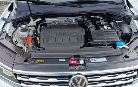 Volkswagen Tiguan II, 2019 год, 3 650 000 рублей, 8 фотография