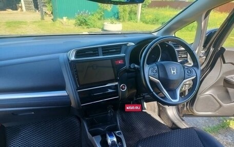 Honda Fit III, 2016 год, 1 200 000 рублей, 16 фотография