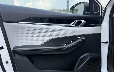 Geely Coolray I, 2023 год, 2 100 000 рублей, 10 фотография