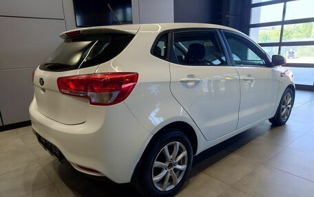 KIA Rio III рестайлинг, 2017 год, 960 000 рублей, 5 фотография