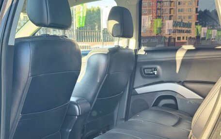 Mitsubishi Outlander III рестайлинг 3, 2010 год, 1 269 000 рублей, 12 фотография