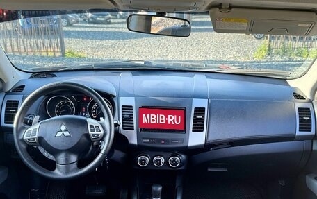 Mitsubishi Outlander III рестайлинг 3, 2010 год, 1 269 000 рублей, 14 фотография