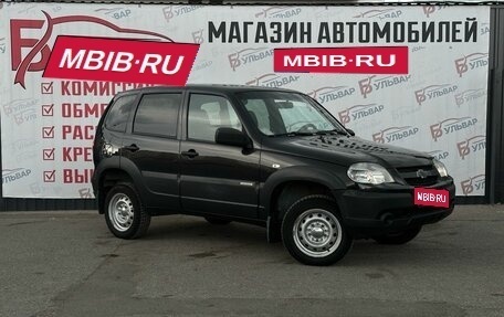 Chevrolet Niva I рестайлинг, 2018 год, 740 000 рублей, 1 фотография