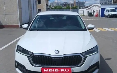 Skoda Octavia IV, 2021 год, 1 900 000 рублей, 1 фотография