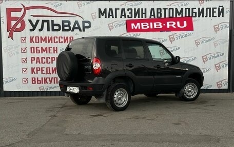 Chevrolet Niva I рестайлинг, 2018 год, 740 000 рублей, 6 фотография