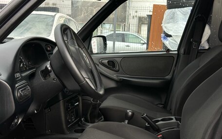 Chevrolet Niva I рестайлинг, 2018 год, 740 000 рублей, 10 фотография
