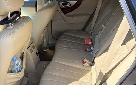 Infiniti FX II, 2010 год, 1 650 000 рублей, 10 фотография