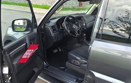 Mitsubishi Pajero IV, 2013 год, 2 300 000 рублей, 16 фотография