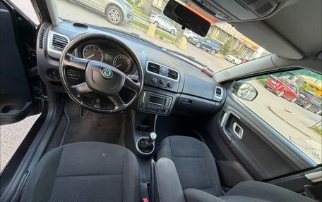 Skoda Fabia II, 2009 год, 420 000 рублей, 8 фотография
