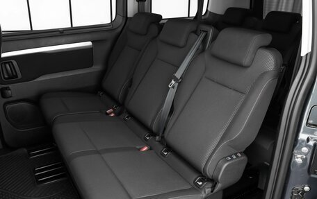 Opel Zafira Life I, 2021 год, 3 745 000 рублей, 10 фотография