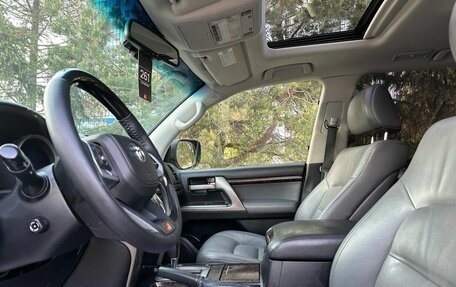 Toyota Land Cruiser 200, 2008 год, 2 899 000 рублей, 10 фотография