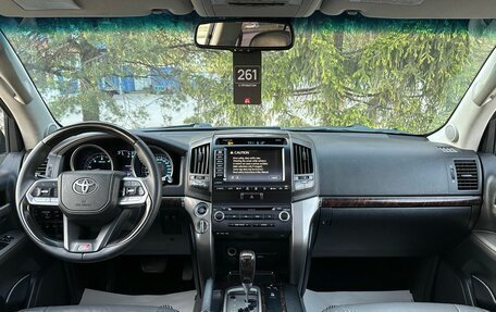 Toyota Land Cruiser 200, 2008 год, 2 899 000 рублей, 15 фотография
