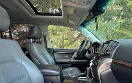 Toyota Land Cruiser 200, 2008 год, 2 899 000 рублей, 31 фотография