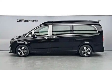 Mercedes-Benz V-Класс, 2023 год, 8 500 000 рублей, 4 фотография