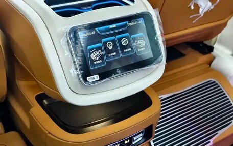 Mercedes-Benz V-Класс, 2023 год, 8 500 000 рублей, 14 фотография