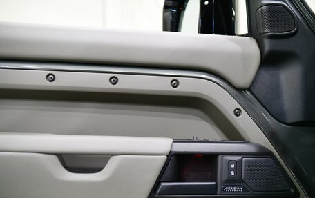 Land Rover Defender II, 2025 год, 25 990 000 рублей, 16 фотография
