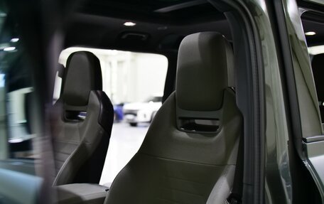 Land Rover Defender II, 2025 год, 25 990 000 рублей, 19 фотография