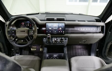 Land Rover Defender II, 2025 год, 25 990 000 рублей, 30 фотография