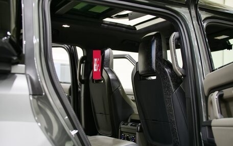 Land Rover Defender II, 2025 год, 25 990 000 рублей, 37 фотография