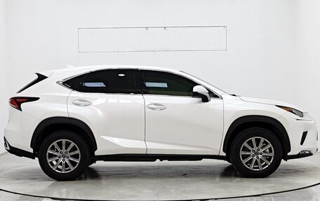 Lexus NX I, 2021 год, 2 924 000 рублей, 8 фотография