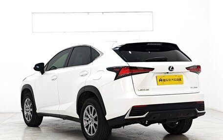 Lexus NX I, 2021 год, 2 924 000 рублей, 6 фотография