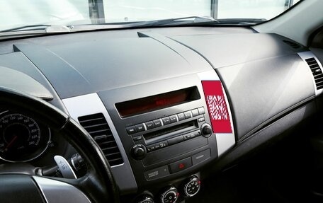 Mitsubishi Outlander III рестайлинг 3, 2012 год, 1 375 000 рублей, 13 фотография