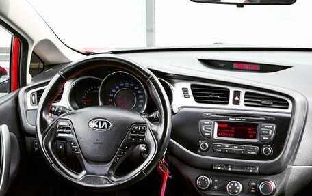 KIA cee'd III, 2014 год, 1 009 000 рублей, 20 фотография