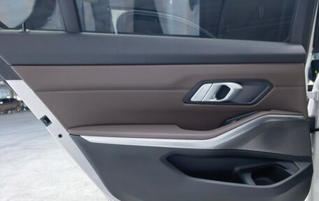 BMW 3 серия, 2023 год, 3 330 000 рублей, 27 фотография