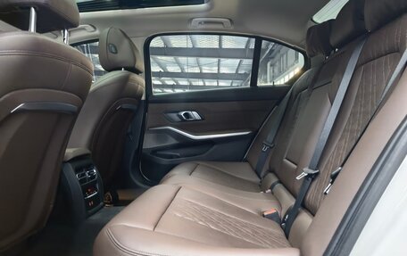 BMW 3 серия, 2023 год, 3 330 000 рублей, 36 фотография