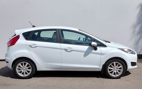 Ford Fiesta, 2019 год, 1 300 000 рублей, 4 фотография