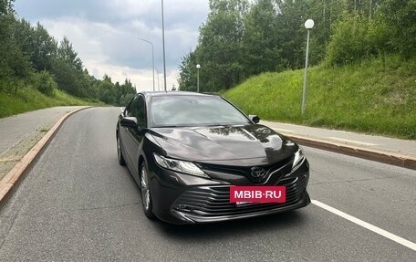 Toyota Camry, 2019 год, 3 480 000 рублей, 7 фотография