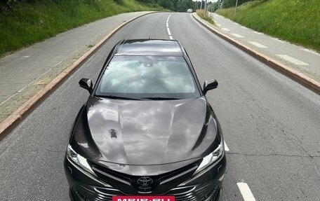 Toyota Camry, 2019 год, 3 480 000 рублей, 10 фотография