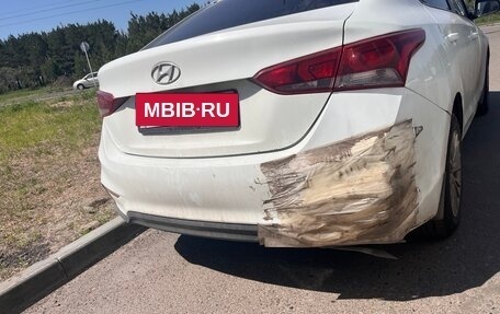 Hyundai Solaris II рестайлинг, 2017 год, 550 000 рублей, 3 фотография