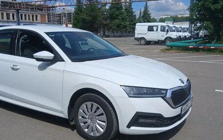 Skoda Octavia IV, 2021 год, 1 900 000 рублей, 2 фотография