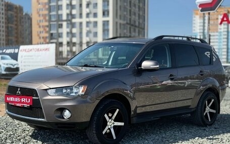 Mitsubishi Outlander III рестайлинг 3, 2012 год, 1 200 000 рублей, 5 фотография